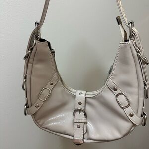 Y2K Grey Shoulder Bag w/ Silver Hardware | Mini Hobo Baguette Purse
